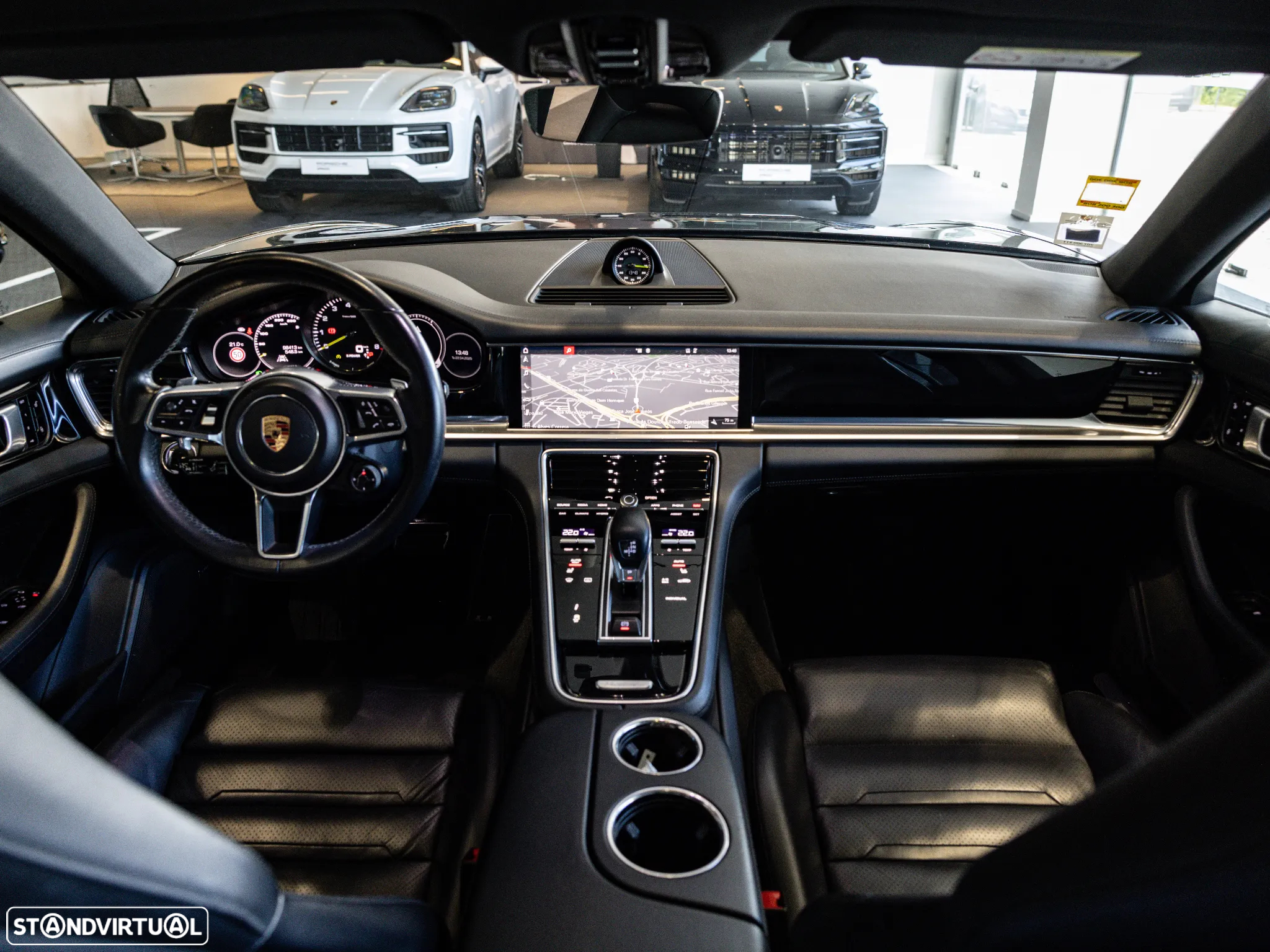 Porsche Panamera Sport Turismo 4 E-Hybrid - 25