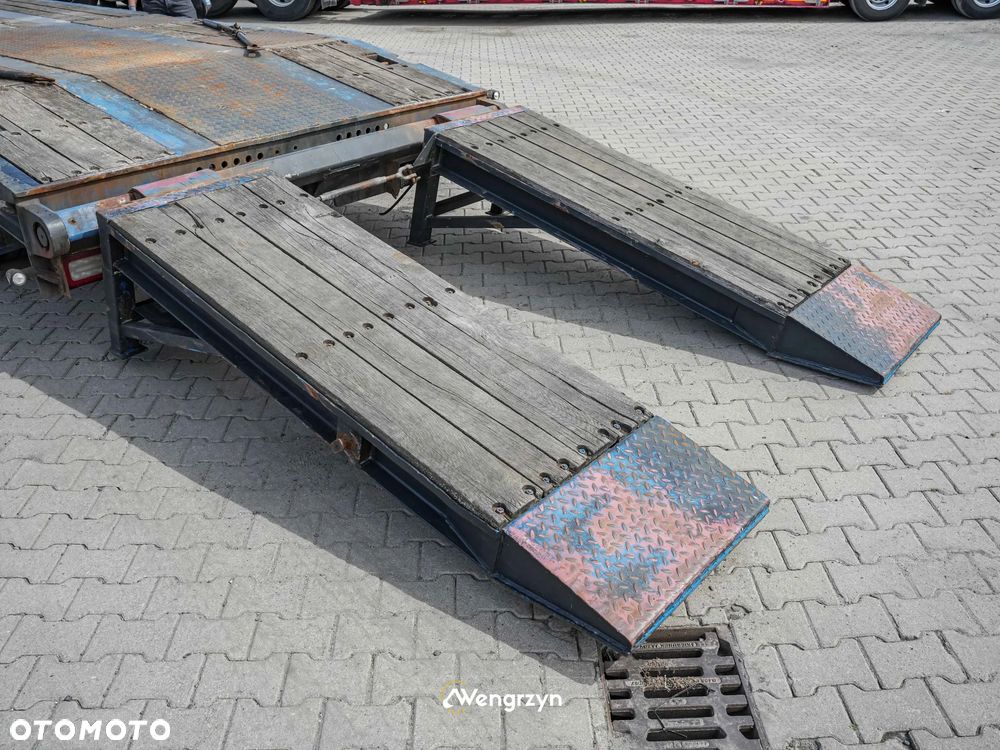 Inny BAUER FAHRZEUGBAU | Przyczepa 3 osiowa z najazdami hydraulicznymi - 12