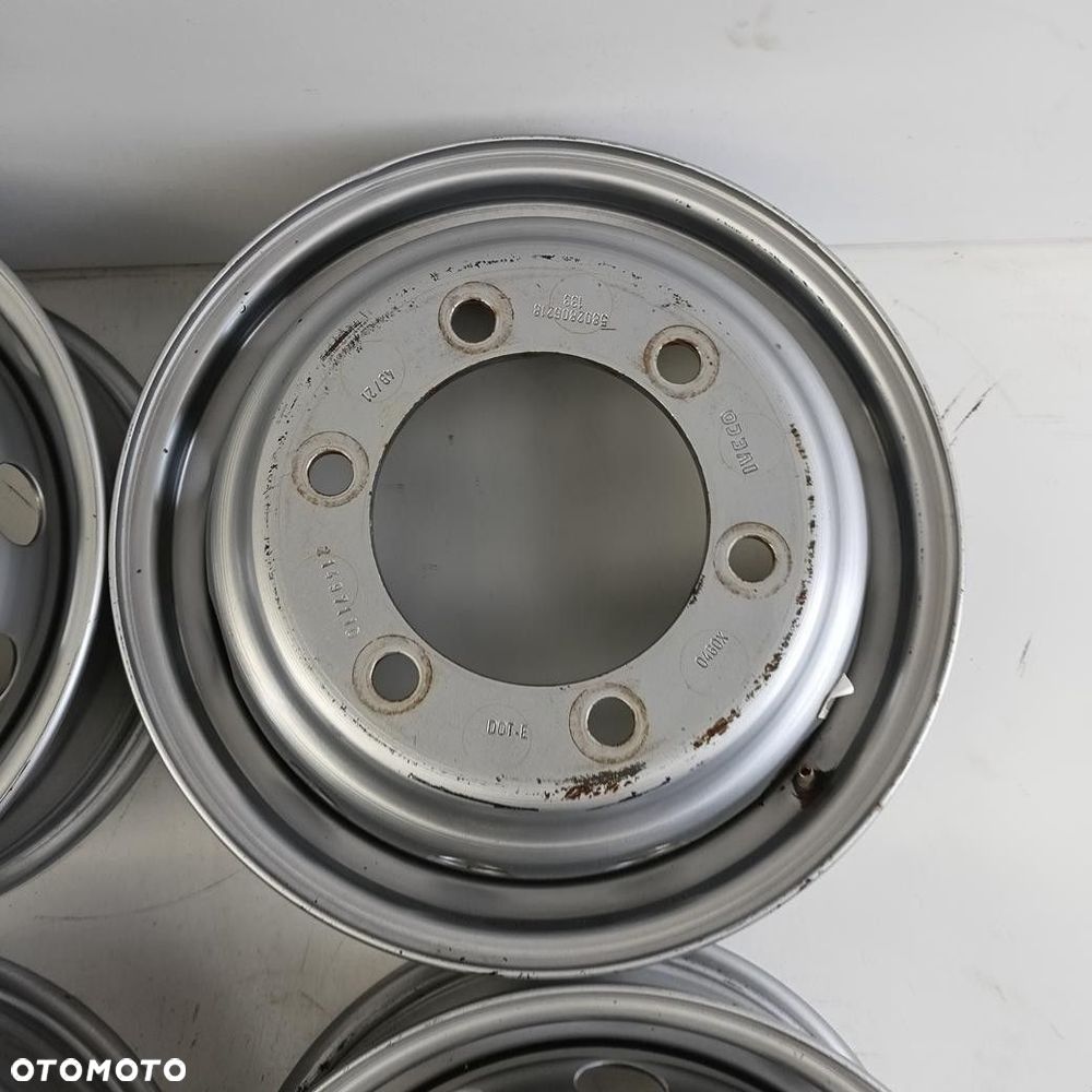 FELGI 6x205 16 4szt IVECO DAILY 60C 72C (F6547) - 2