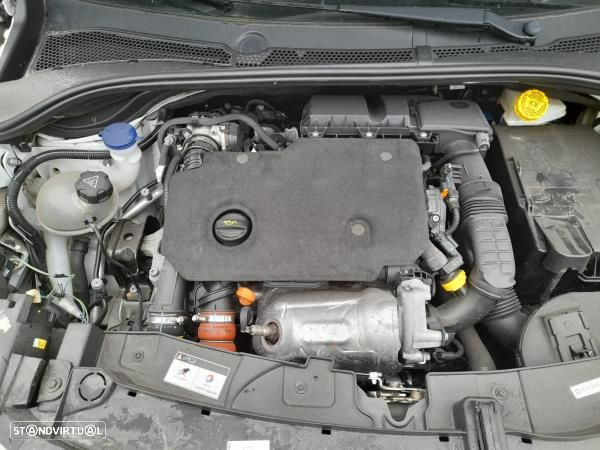 Para peças CITROËN C3 III (SX) - 13