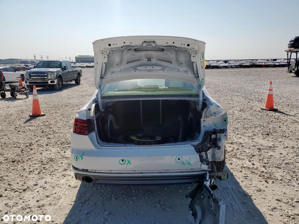 Audi A4 Limousine - 7