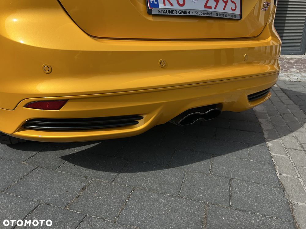 Ford Focus 2.0 EcoBoost ST mit Leder-Sport-Paket - 34