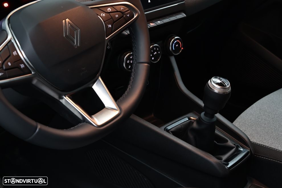 Renault Clio 1.0 TCe Evolution - 21