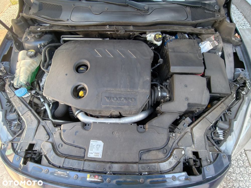 Volvo V40 D2 Kinetic - 11