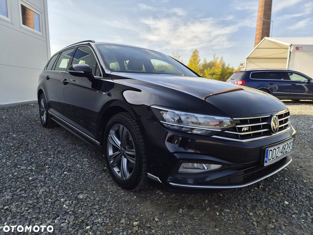 Volkswagen Passat 2022 photo 2