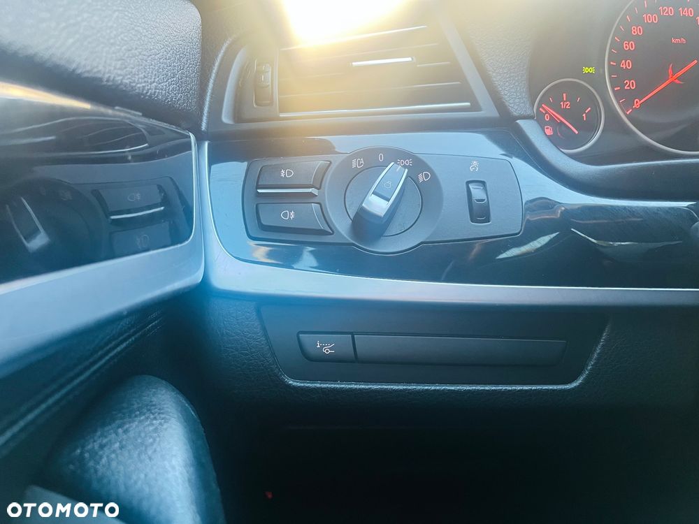 BMW Seria 5 - 16
