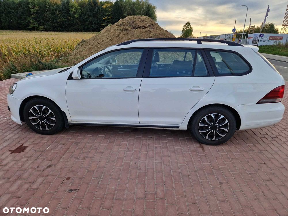 Volkswagen Golf 2011 photo 3