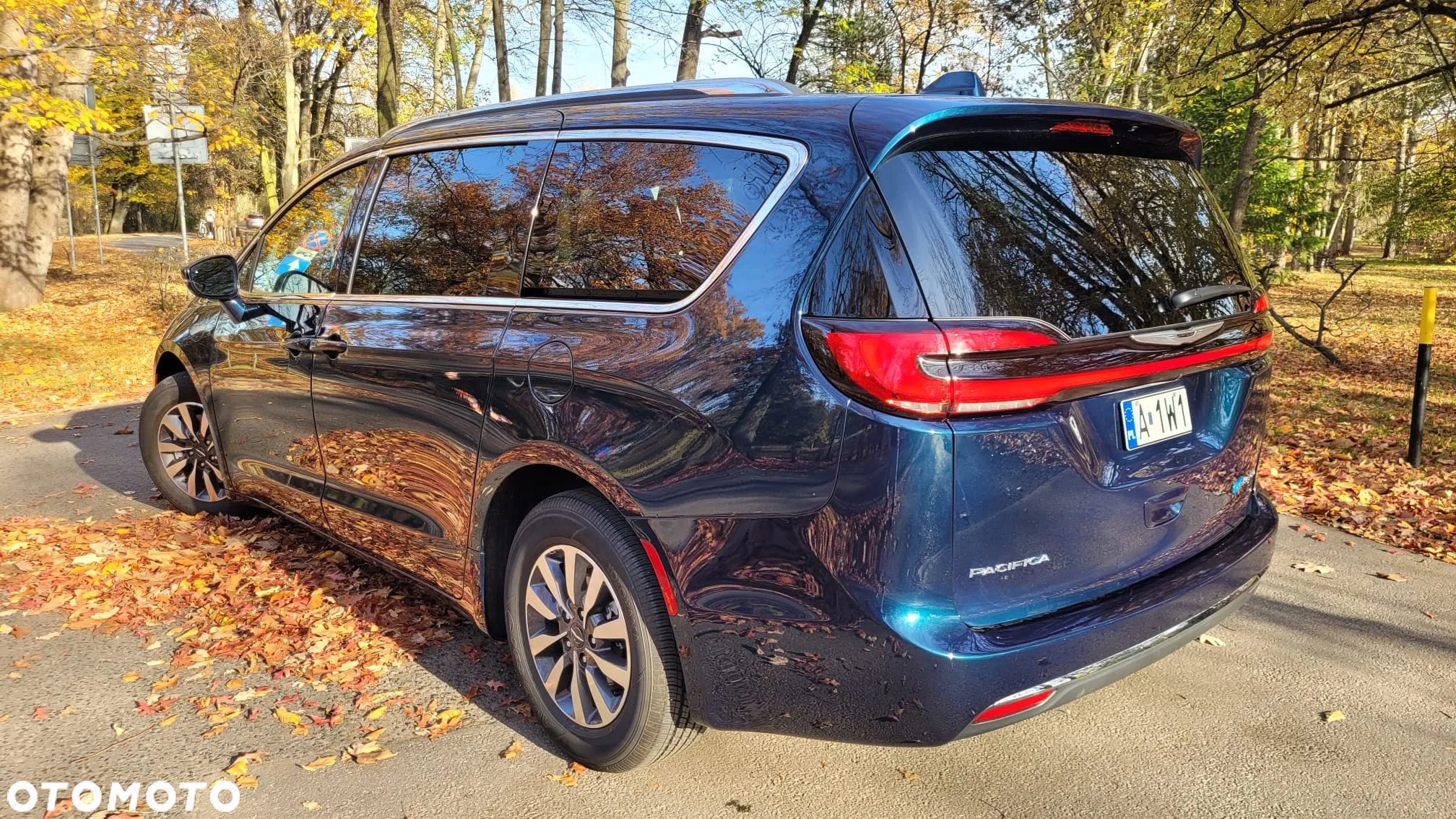 Chrysler Pacifica - 7