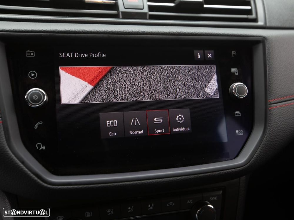 SEAT Arona 1.0 TSI FR - 26