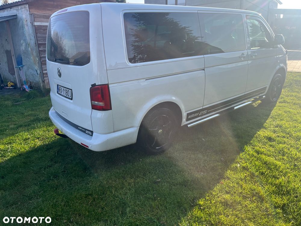 Volkswagen Multivan - 9