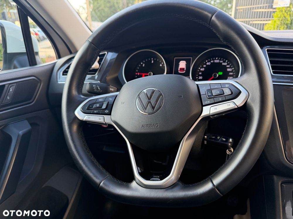 Volkswagen Tiguan 2.0 TDI SCR 4Mot R-Line DSG - 39