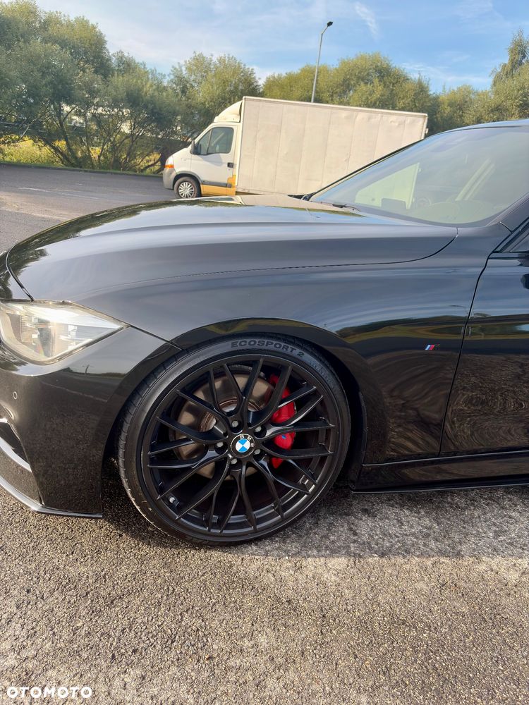 BMW Seria 3 340i xDrive M Sport Shadow sport - 5