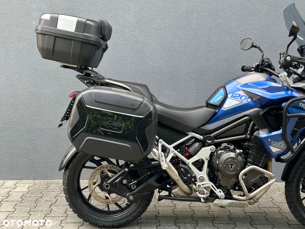 Triumph Tiger - 9
