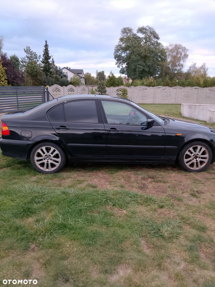 BMW Seria 3 318i - 13