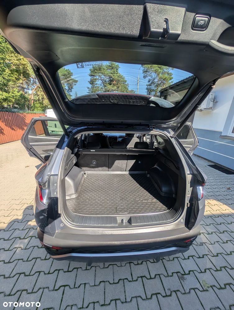 Hyundai Tucson 1.6 T-GDi HEV Executive 2WD - 7