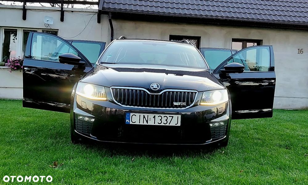 Skoda Octavia 2.0 TDI 4x4 DSG RS - 27