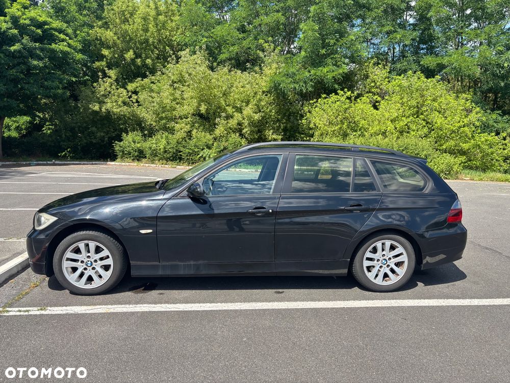 BMW Seria 3 320d - 22