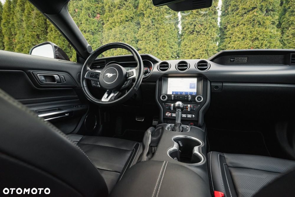 Ford Mustang 5.0 V8 GT - 16