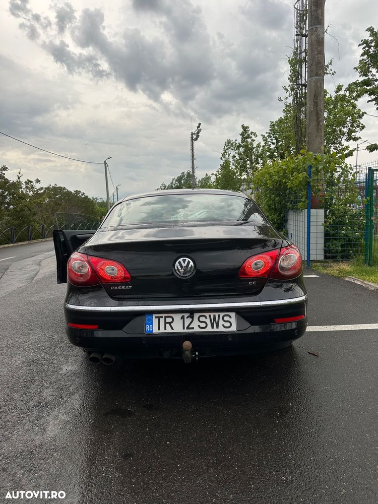 Volkswagen Passat - 12
