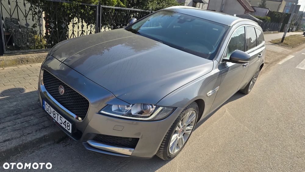 Jaguar XF 2.0 i4D AWD Portfolio - 1