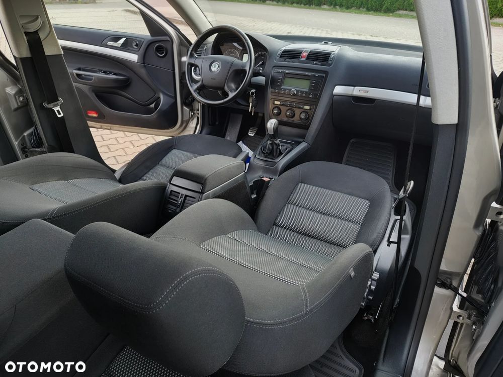 Skoda Octavia 2.0 TDI DPF Scout 4x4 - 20