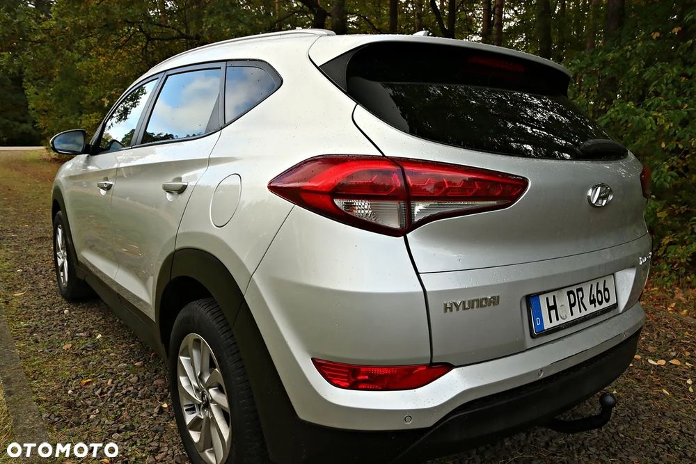 Hyundai Tucson 1.7 CRDI BlueDrive GO 2WD - 25