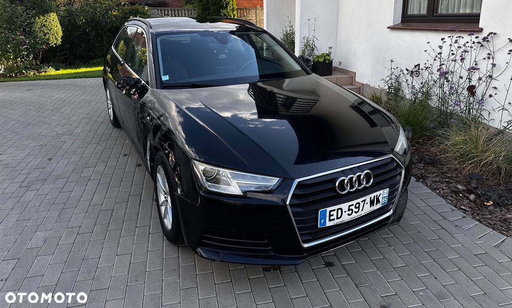 Audi A4 Avant 2.0 TDI S tronic design - 32