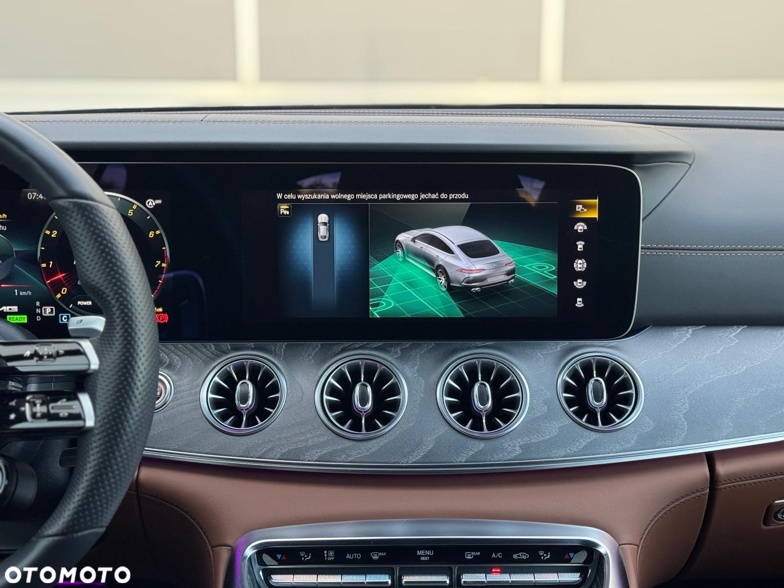 Mercedes-Benz AMG GT 43 4-Matic+ - 19
