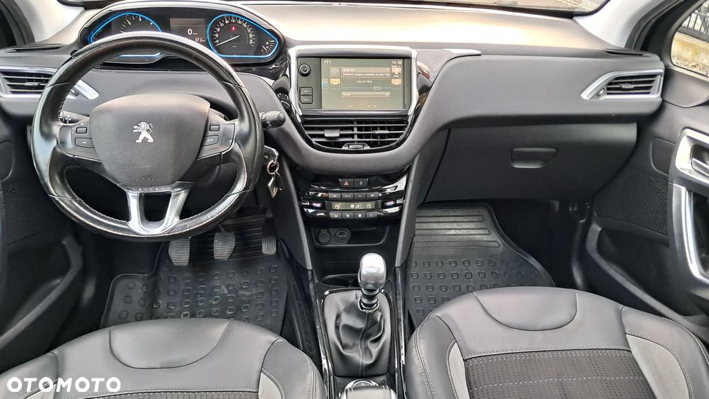 Peugeot 2008 1.6 BlueHDi Allure - 5