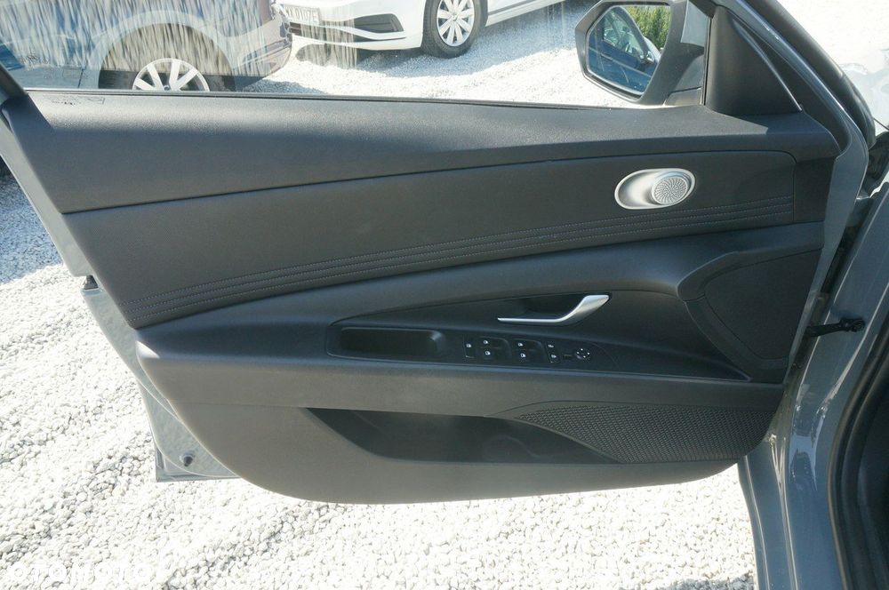 Hyundai Elantra 1.6 Modern - 17