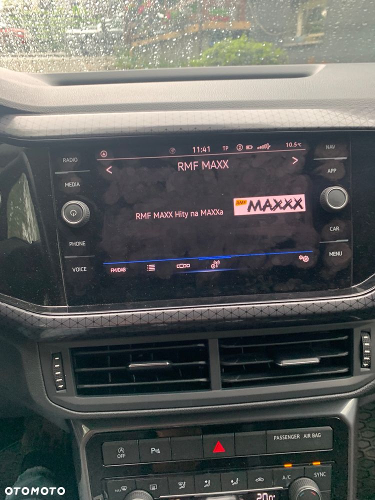 Volkswagen T-Cross - 4