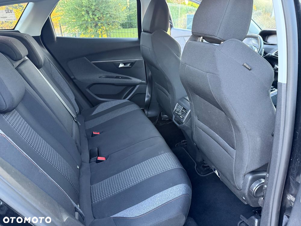 Peugeot 3008 1.6 BlueHDi Active S&S EAT6 - 16