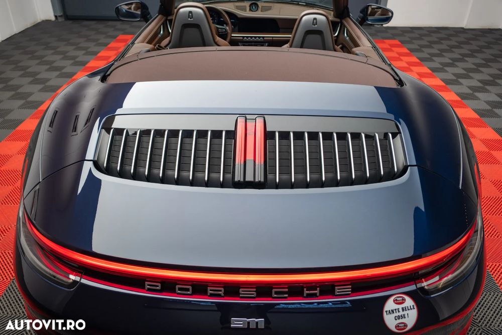 Porsche 911 Carrera 4S PDK - 8