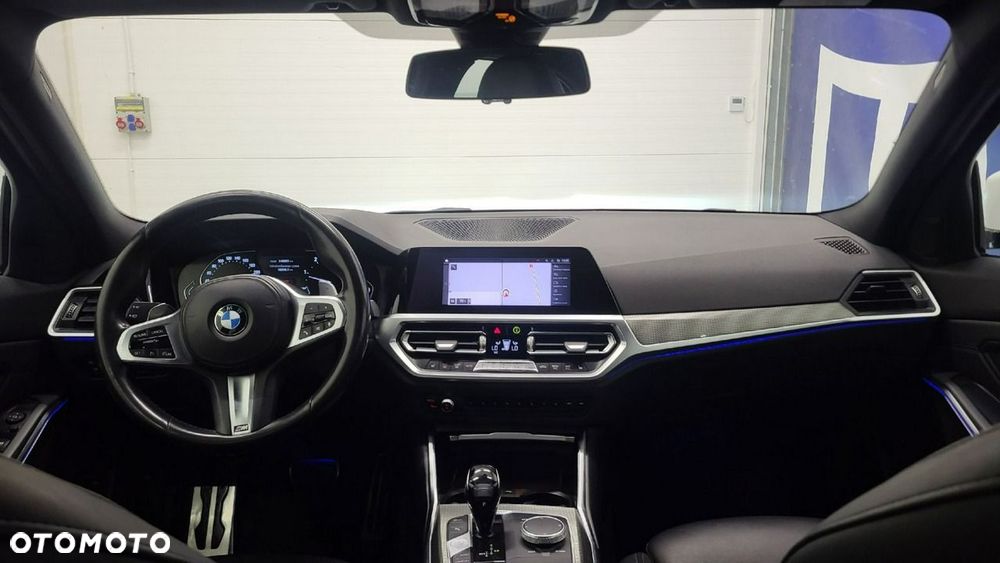 BMW Seria 3 - 16
