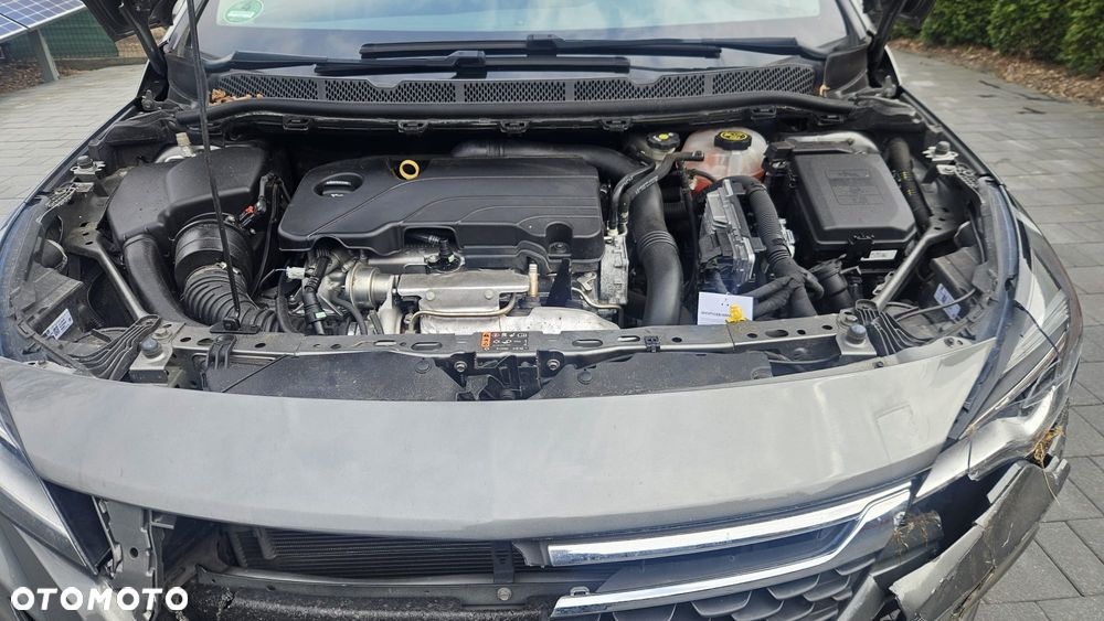 Opel Astra 1.4 Turbo Start/Stop Business - 10