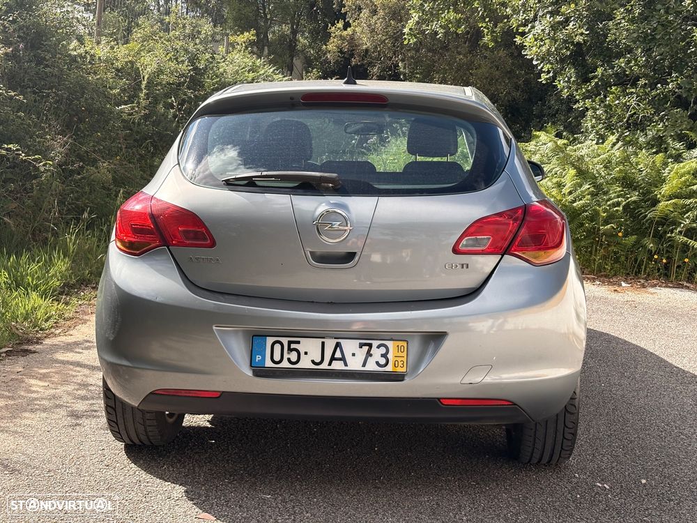 Opel Astra 1.7 CDTI Enjoy - 4
