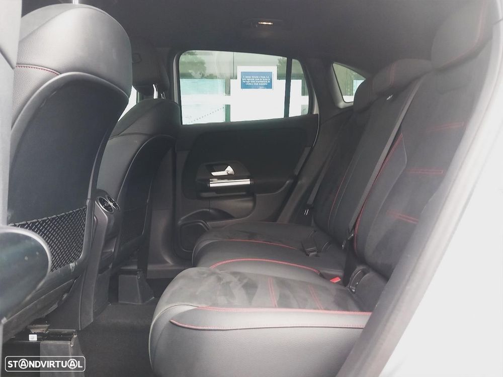 Mercedes-Benz GLA 250 e AMG Line - 20