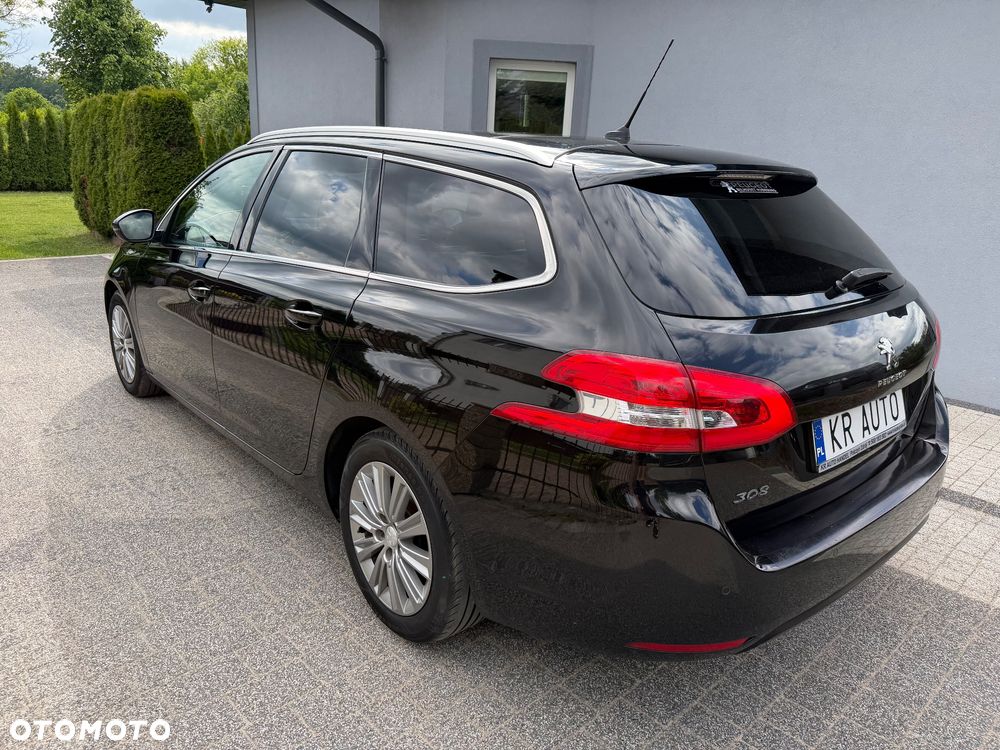 Peugeot 308 1.2 PureTech GPF Allure S&S - 24