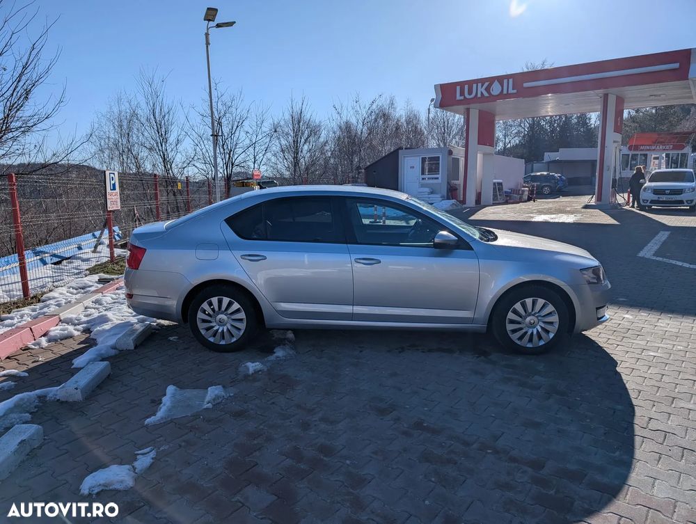 Skoda Octavia 1.6 TDI Ambition - 13