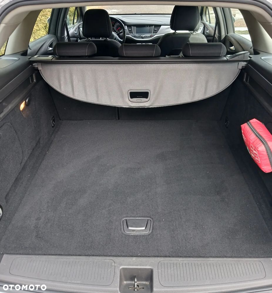 Opel Astra 1.6 CDTI Enjoy - 9