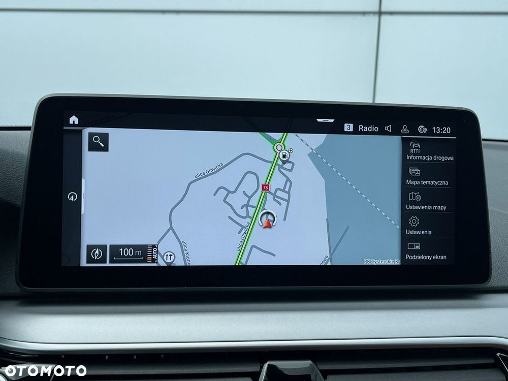 BMW Seria 5 520d xDrive - 28