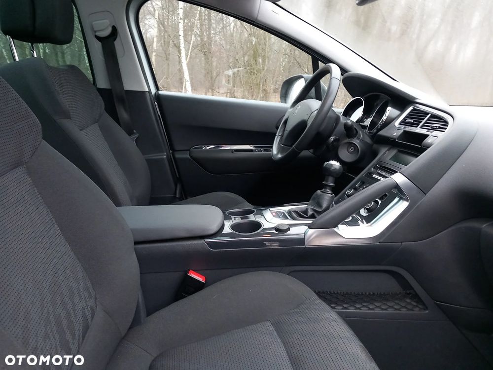 Peugeot 3008 1.6 HDi Premium - 7