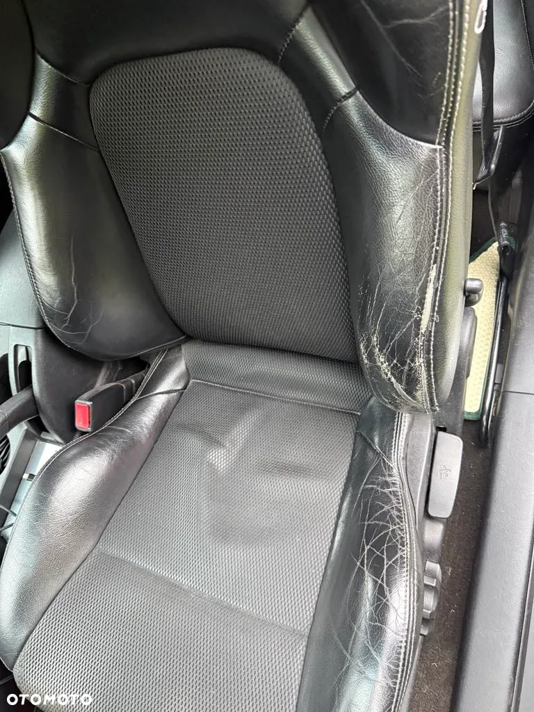 Hyundai Coupe 1.6 16V FX - 12