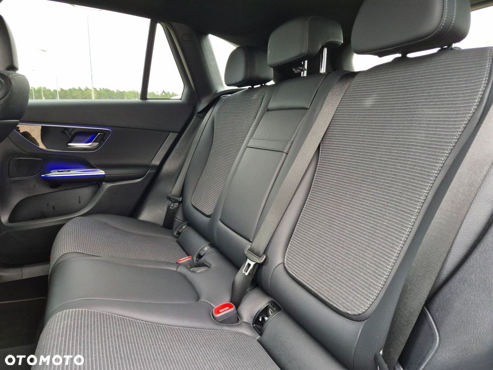 Mercedes-Benz GLC - 34