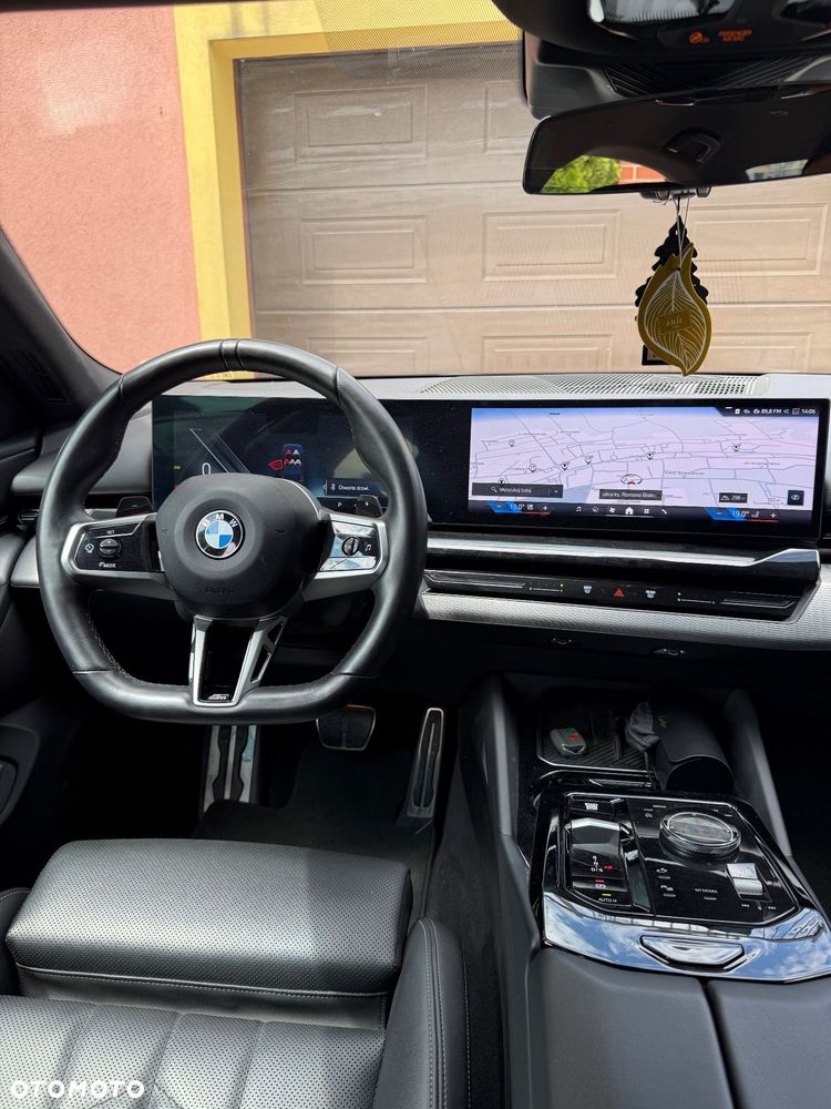 BMW Seria 5 520d mHEV M Sport - 11