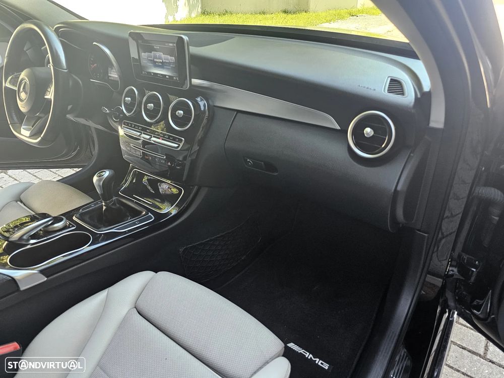 Mercedes-Benz C 220 BlueTEC AMG Line - 25