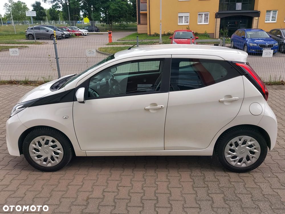 Toyota Aygo x-play - 2