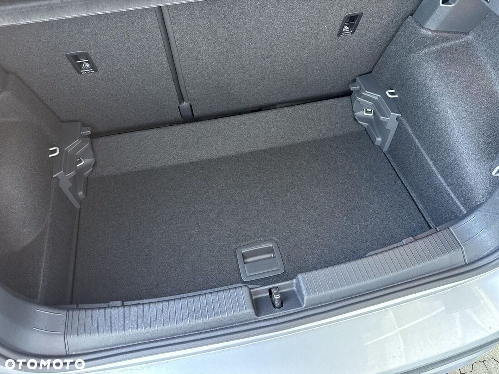 Volkswagen T-Cross - 20