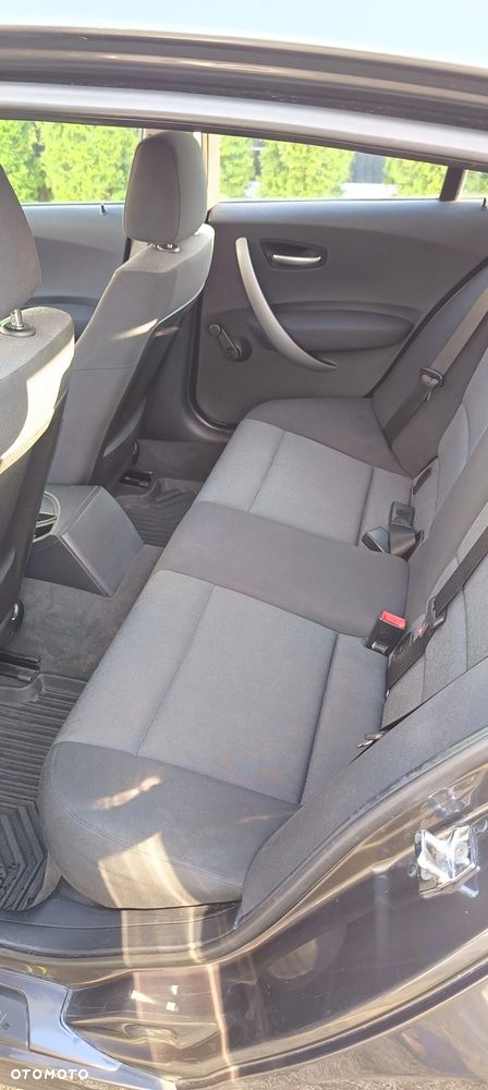 BMW Seria 1 116i - 10