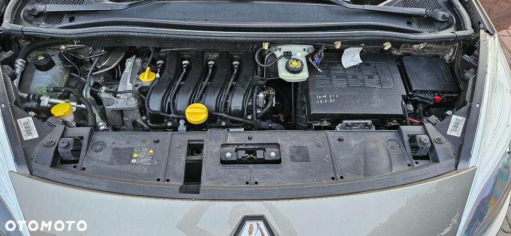 Renault Scenic 1.6 16V 110 LIMITED - 31